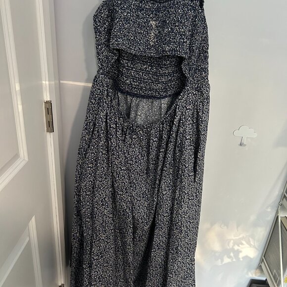 Blue Paisley Dress - Picture 6 of 7